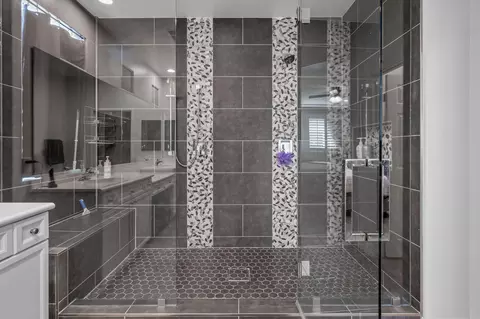 Bath - 82731 Cody Dr, Indio, CA 92203 photo 5 of 8