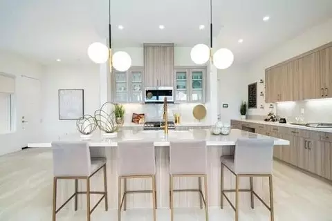 Kitchen - 48352 Barrymore St, Indio, CA 92201 photo 2 of 7