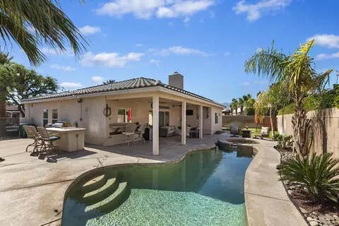 30475 Seminole Ct, Cathedral City, CA 92234