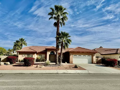 78700 Naples Dr, La Quinta, CA 92253