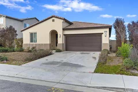 1176 Poinsettia Cir, Calimesa, CA 92320