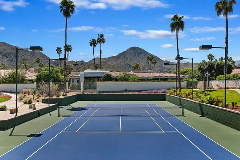 View/Area - 45490 Apache Rd, Indian Wells, CA 92210 photo 8 of 10