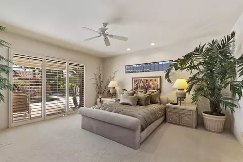 Bedroom - 45490 Apache Rd, Indian Wells, CA 92210 photo 1 of 10