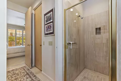 Bath - 45490 Apache Rd, Indian Wells, CA 92210 photo 8 of 8