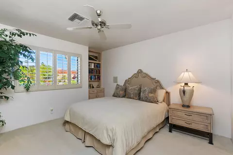 Bedroom - 45490 Apache Rd, Indian Wells, CA 92210 photo 7 of 10