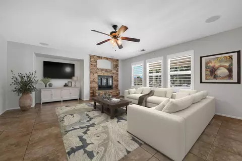 Living - 41447 Noyes Ct, Indio, CA 92203 photo 1 of 4