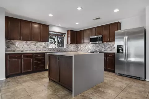 Kitchen - 41447 Noyes Ct, Indio, CA 92203 photo 1 of 4
