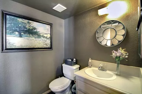 Bath - 1332 Flintridge Ave, Big Bear City, CA 92314 photo 1 of 5