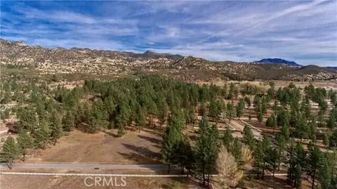 2 Butterfly Peak Rd, Mountain Center, CA 92561