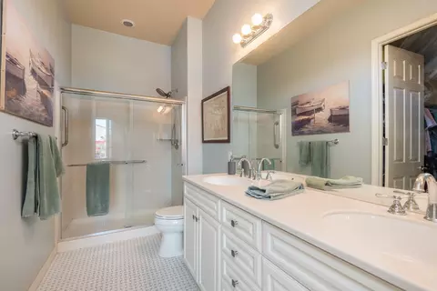 Bath - 81630 Avenida De Baile, Indio, CA 92203 photo 2 of 2