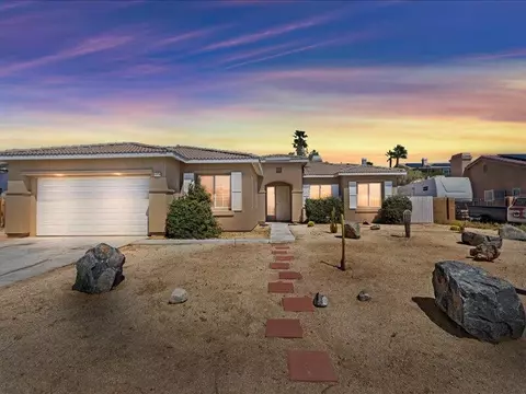 13710 Hacienda Heights Dr, Desert Hot Springs, CA 92240