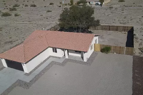 2307 Sand Flower Ave, Thermal, CA 92274