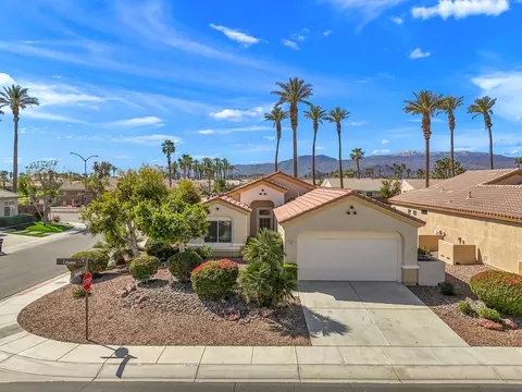 78365 Estancia Dr, Palm Desert, CA 92211