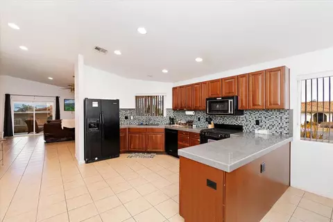 9056 Calle Barranca, Desert Hot Springs, CA 92240