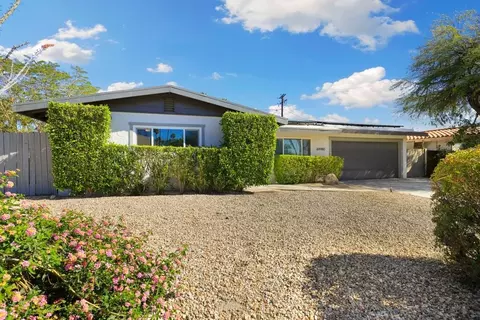 69980 Pomegranate Ln, Cathedral City, CA 92234