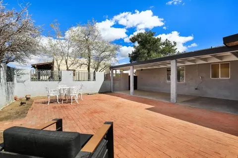 Exterior - 57746 Desert Gold Dr, Yucca Valley, CA 92284 photo 8 of 17
