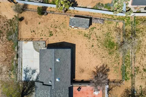 Exterior - 57746 Desert Gold Dr, Yucca Valley, CA 92284 photo 16 of 17