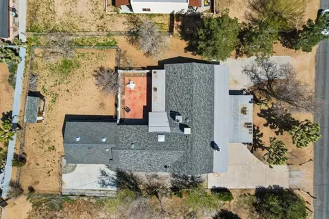 Exterior - 57746 Desert Gold Dr, Yucca Valley, CA 92284 photo 15 of 17