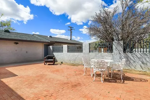 Exterior - 57746 Desert Gold Dr, Yucca Valley, CA 92284 photo 7 of 17