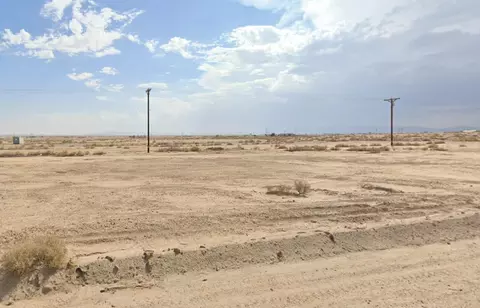 1021 Paraguay Ave, Salton City, CA 92274