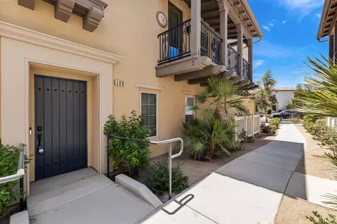 198 Paseo Bravo, Palm Desert, CA 92211