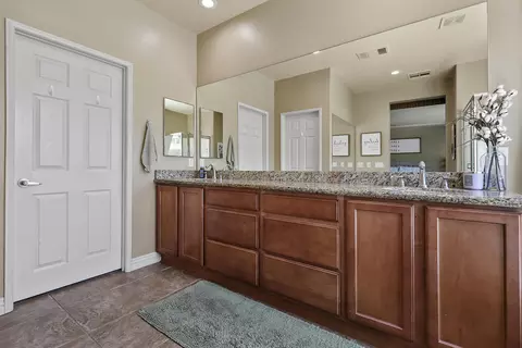 Bath - 82789 Sutton Dr, Indio, CA 92203 photo 1 of 4