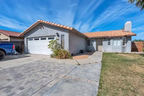 16525 Avenida Atezada, Desert Hot Springs, CA 92240