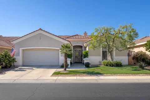 78701 Moonstone Ln, Palm Desert, CA 92211