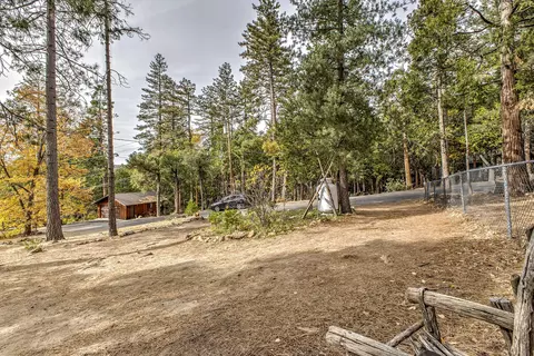 Exterior - 55265 Daryll Rd, Idyllwild, CA 92549 photo 19 of 20