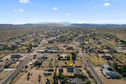 View/Area - 58407 Campanula St, Yucca Valley, CA 92284 photo 6 of 6