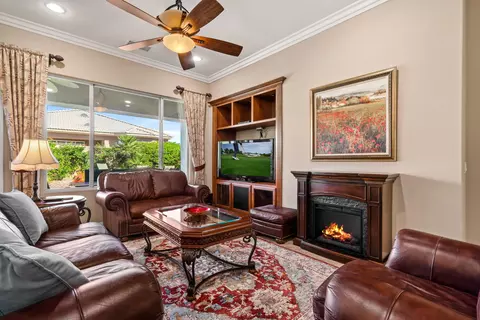 Living - 80470 Glen Eagles Ct, Indio, CA 92201 photo 4 of 6