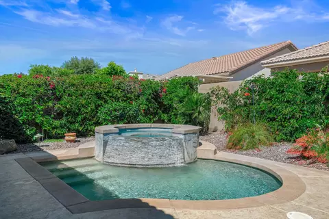Exterior - 80470 Glen Eagles Ct, Indio, CA 92201 photo 2 of 16