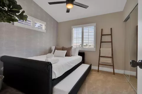 Bedroom - 46352 Willow Ln, Indio, CA 92201 photo 10 of 11