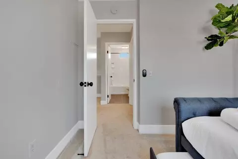 Entry Way - 46352 Willow Ln, Indio, CA 92201 photo 5 of 6