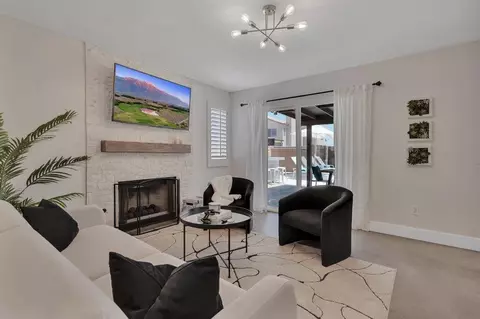 Living - 46352 Willow Ln, Indio, CA 92201 photo 7 of 12