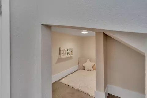 Bedroom - 46352 Willow Ln, Indio, CA 92201 photo 2 of 11