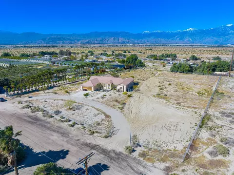 32023 Shadow Mountain Ln, Thousand Palms, CA 92276 photo 7