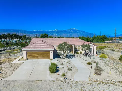 32023 Shadow Mountain Ln, Thousand Palms, CA 92276