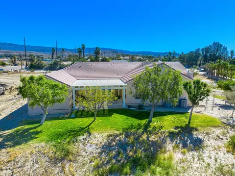 32023 Shadow Mountain Ln, Thousand Palms, CA 92276 photo 4