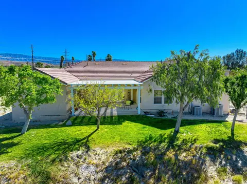 32023 Shadow Mountain Ln, Thousand Palms, CA 92276 photo 5