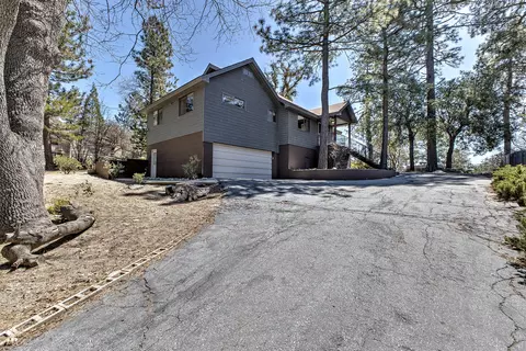 53627 Marian View Dr, Idyllwild, CA 92549