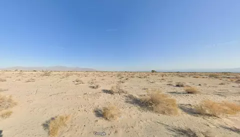 2663 Desert Dr, Thermal, CA 92274
