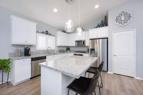 Kitchen - 44199 Beringer Dr, Indio, CA 92203 photo 1 of 1