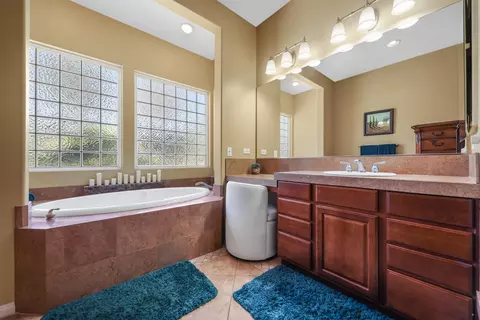 Bath - 49381 Colorado St, Indio, CA 92201 photo 3 of 5