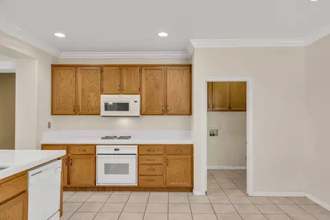Kitchen - 83866 Wolf Creek Rd, Indio, CA 92203 photo 3 of 5