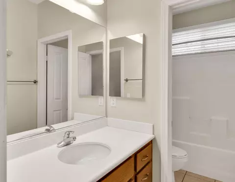 Bath - 83866 Wolf Creek Rd, Indio, CA 92203 photo 3 of 5