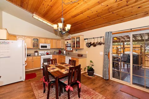 2135 State Ln, Big Bear City, CA 92314 photo 5