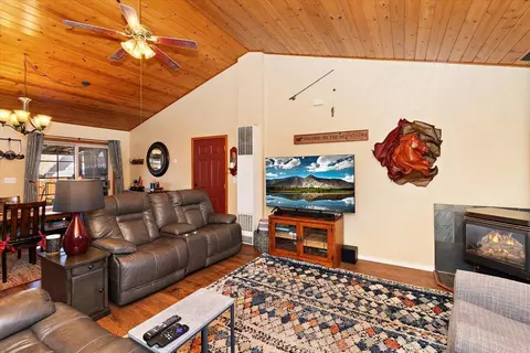 2135 State Ln, Big Bear City, CA 92314 photo 7