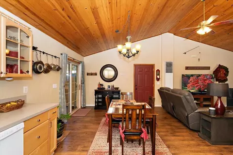 2135 State Ln, Big Bear City, CA 92314 photo 12