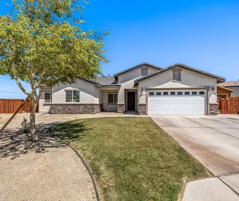 2398 James Ct, Imperial, CA 92251